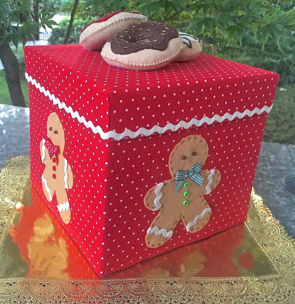 12 Scatole Regalo Di Natale Con Nastro - Cartoncino Kraft - 8,5x8,5x10 Cm - Per Caramelle, Biscotti E Piccoli Doni