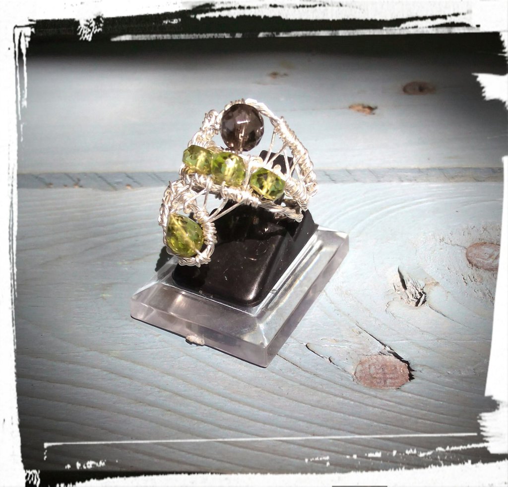 Anello in argento sterling 925 con quarzo fumé: gioielli con pietre preziose fatti a mano - Italia Anello in argento sterling 925 con quarzo fumé: gioielli con pietre preziose fatti a mano - Italia