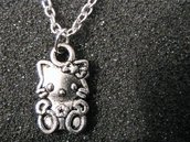 Collana con charm Hello Kitty in argento tibetano