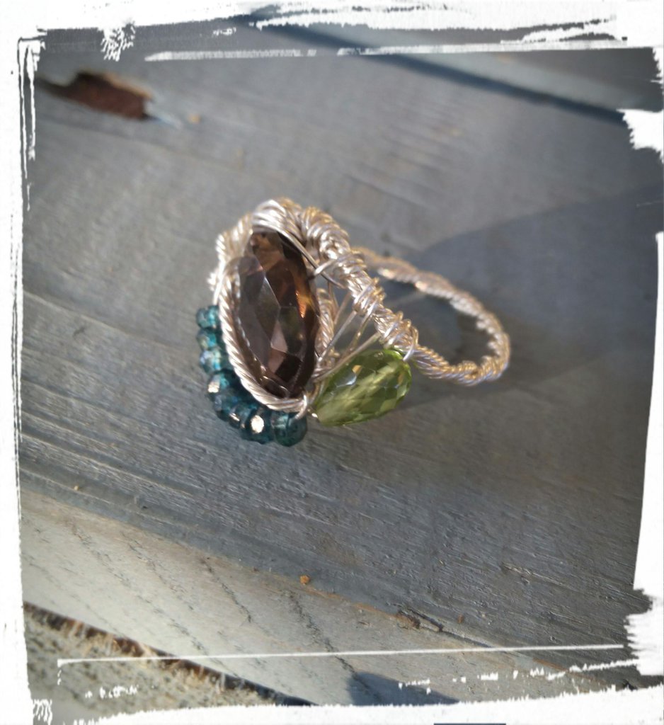 Anello in quarzo fumé fatto a mano: anello con pietra preziosa in argento sterling 925 - Italia Anello in quarzo fumé fatto a mano: anello con pietra preziosa in argento sterling 925 - Italia