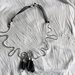 Collana pendenti neri fatta a mano wire, cialde, perle vetro