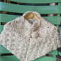 mantellina -poncho per bimba in lana tweed panna