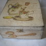 Piccola scatola contenitore porta bustine tè o tisane in legno découpage 