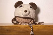 Cappellino a forma di orsetto realizzato in lana acrilica creato sia per neonato che per bambino ragazzo e adulto simpatica idea regalo natale