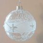 Palla di Natale in vetro di forma sferica decorata con glitter bianco-argento e perline