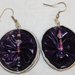 orecchini pendenti viola fatti a mano con cialde e perline
