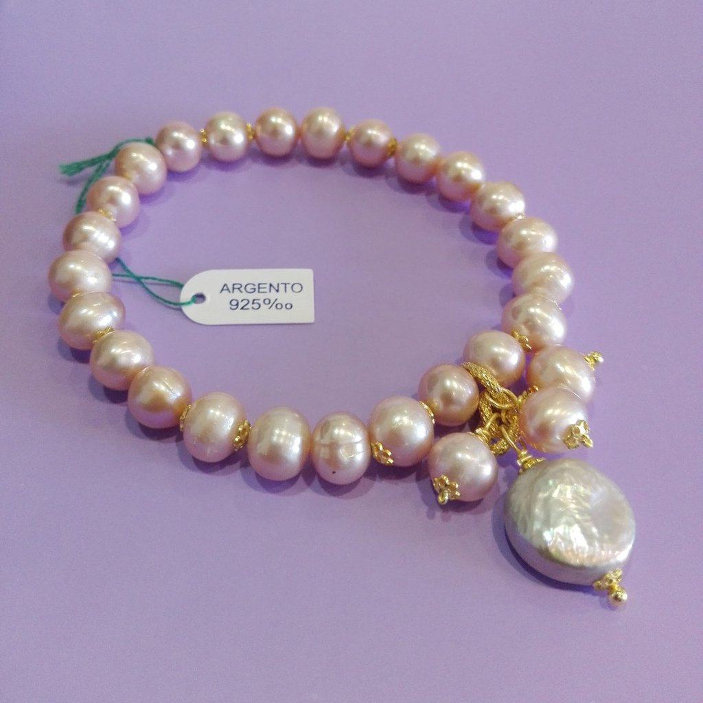 Bracciale Rigido Donna In Argento 925 Placcato Oro Con Corallo Rosa Naturale E Perle Scaramazze, Made In Italy Fatto A Mano, Filigrana, 30 Gr