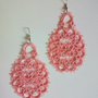 Orecchini rigidi in pizzo chiacchierino Coral Pink Med. con perline OP1CPM20C