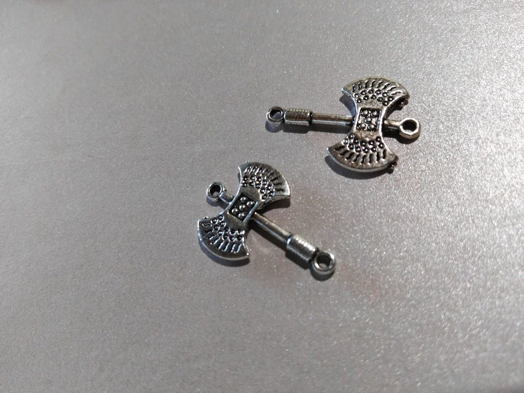 Portachiavi Metallico A Forma Di Ascia ARFUKA - Accessorio Resistente In Acciaio Inox Per Uomo E Donna