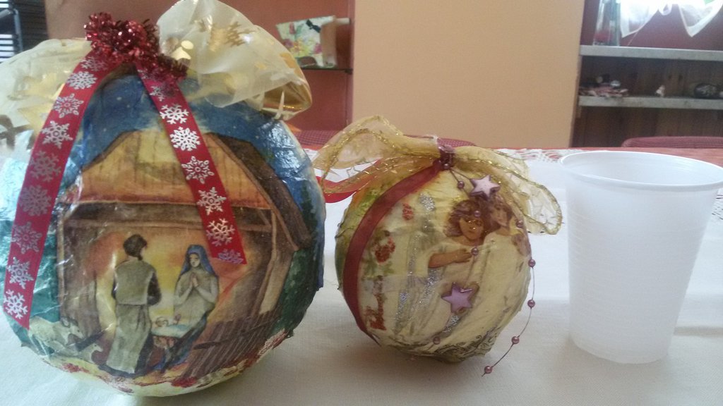 Palle Di Natale Polistirolo Decoupage PALLE DI NATALE IN DECOUPAGE - Feste - Natale - di carmycreations | su