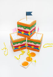 Set con 10 scatole decorazioni in carta (compleanno)