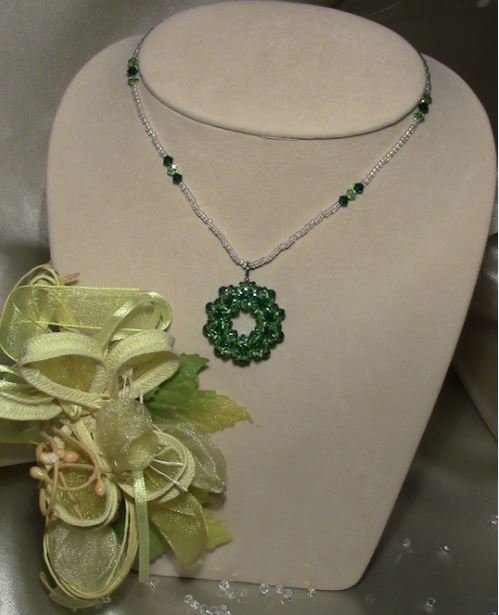 EVER FAITH Collana Con Ciondolo In Cristallo Di Anguria Per Donna