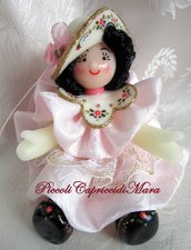 Bambola in pasta di mais (rosa chiaro)