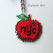 Portachiavi "NYC" realizzato con perline Miyuki delica