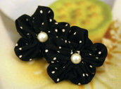 Orecchini stoffa seta fiore con perle