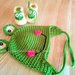 Cappellino e scarpine ad uncinetto per neonato a forma di ranocchio
