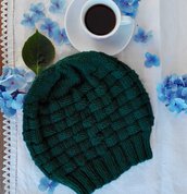 Berretto fatto a mano in pura lana merino verde petrolio, nome : Basket hat 