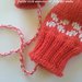 Muffole guanti in lana merinos rossa con disegni bianchi