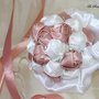 BOUQUET ROSE DI RASO BIANCHE E ROSA ANTICO CON PUNTI LUCE