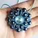 Medaglione Pearly floreale perle blu