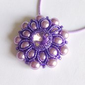 Medaglione Pearly floreale perle lilla