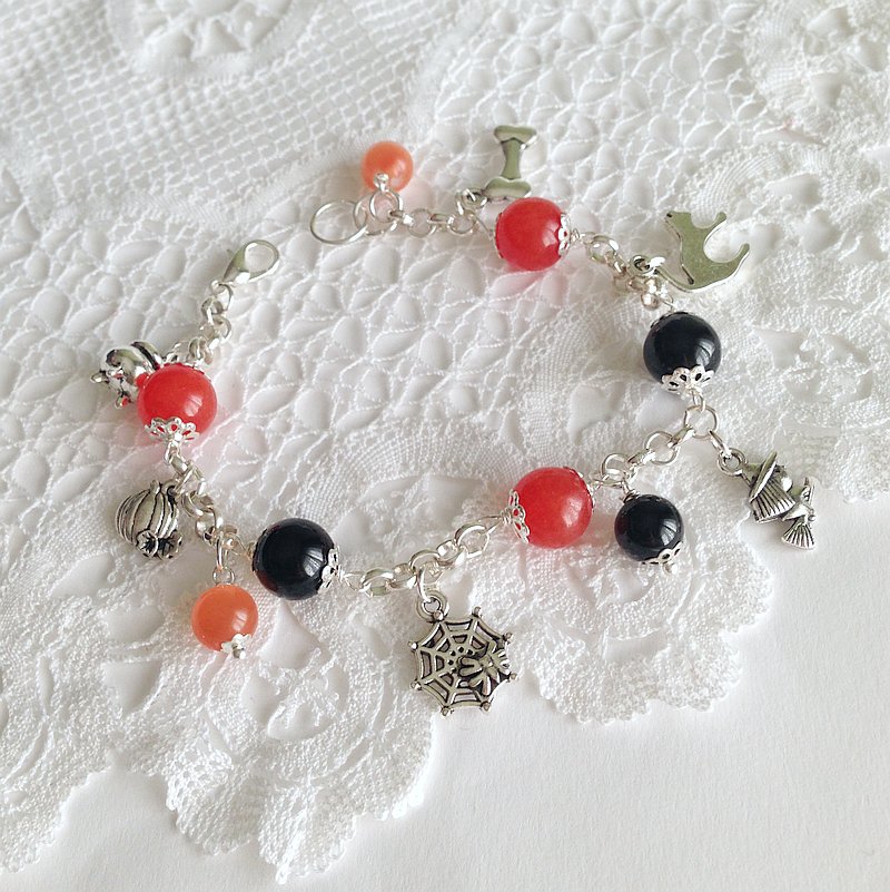 Duo di bracciali in corda di cuoio e perline dalmata heishi