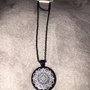 collana mandala bianca e nera