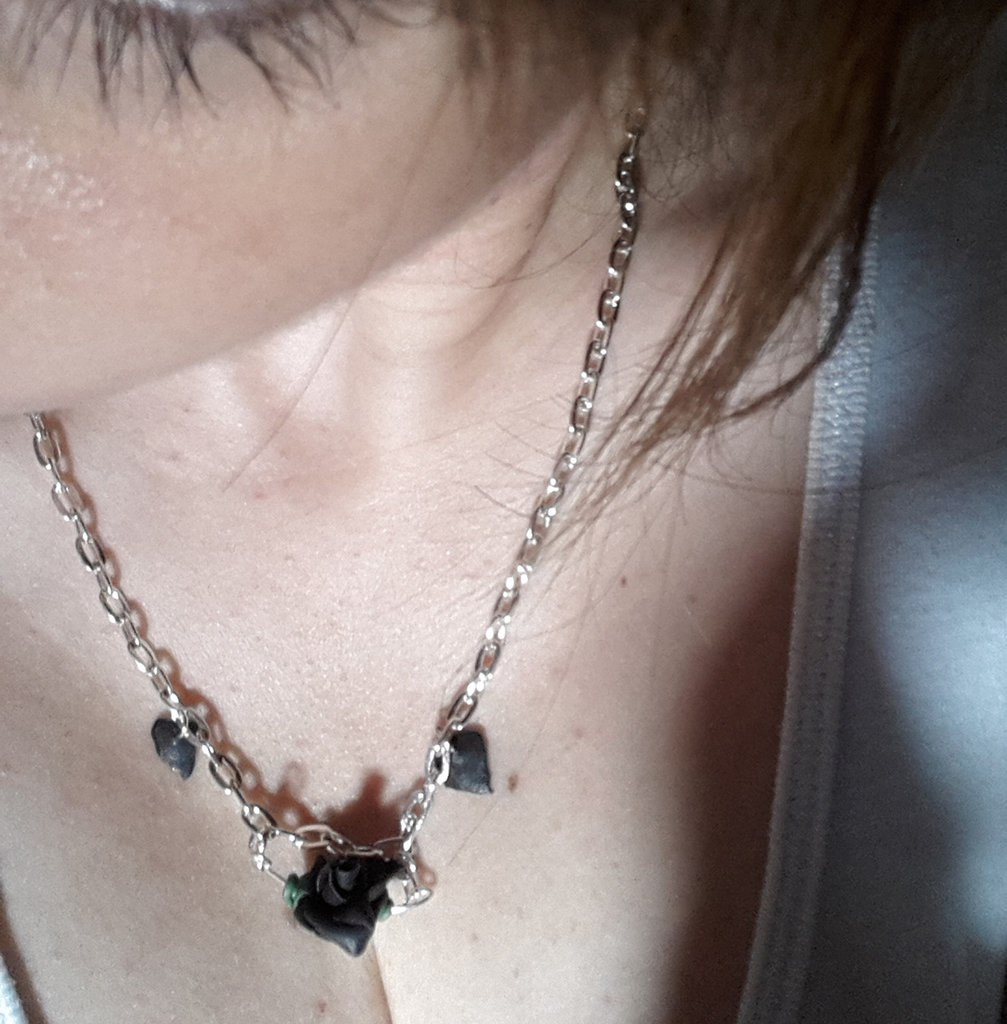 Collana per urne in argento sterling con rose e barre verticali