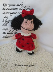                                                      Mafalda, la bimba dei fumetti di Quino ( Amigurumi)