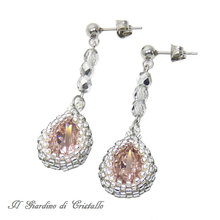 Boucles D'Oreilles Vintage Goutte - Résine Rose Et Corail, Fermoir à Poussette
