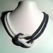 Collana Lariat "Yin Yang" di colore  grigio-bianco