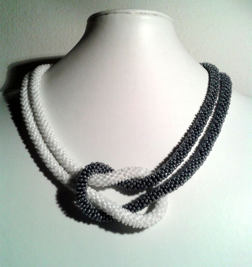 COOLSTEELANDBEYOND Glamour Oro Lariat Collana Nappa, Perlina con Strass, Multi-Fila Lunga Catena Y-Forma