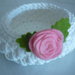 Cestino in fettuccia bianca con rosa di pannolenci