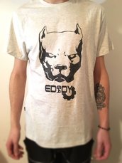 T-shirt modello Angry Dog