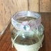 Barattolo vetro piccolo decorato con spago grande parte inferiore e sul collo fascina in pizzo rosa fiocchino in spago fine e strass serie The old vintage jar