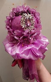 bouquet di perline fatto a mano