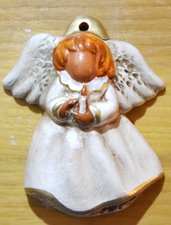 Pendaglio angelo in terracotta dim 13 x 10 cm realizzato e decorato a mano