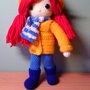 Bambola  in lana diversi tipi: scolari, sotto la pioggia, contadina ecc...