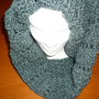Scaldacollo di lana boucle  realizzato a mano a uncinetto