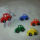 Famosa Pinypon Macchinina Con Personaggio E Accessori Picnic, Giocattolo Per Bambine 4+ Anni, Modello Assortito (Rosa/Verde)