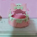 Cesta porta confetti/bomboniere per nascita, in feltro rosa e panna fatta a mano