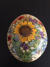 Uovo di struzzo vero dipinto a mano in olio di fiori