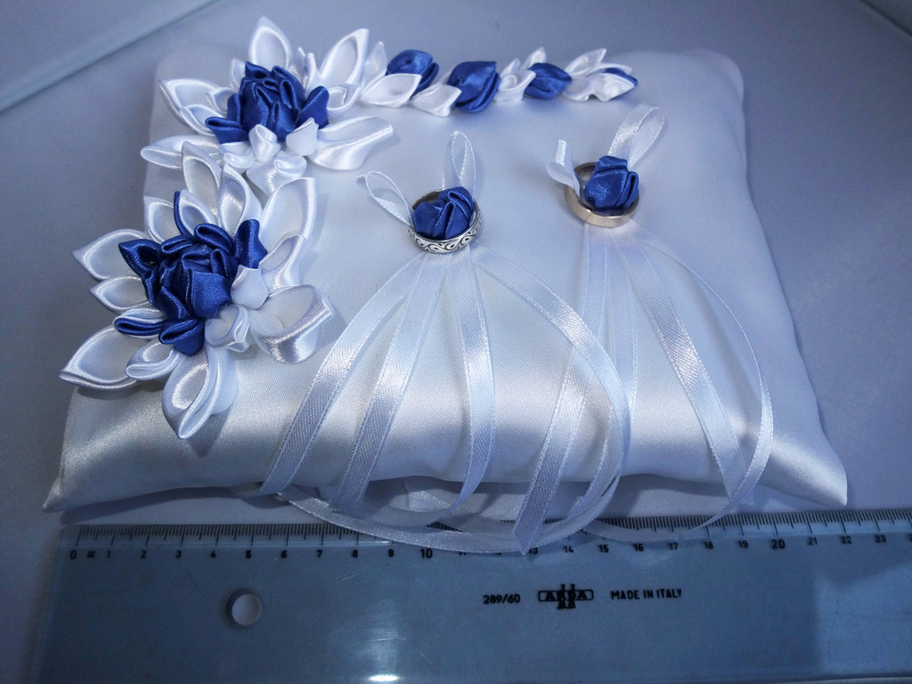 VOSAREA Cuscino Portafedi Cuore Raso E Pizzo Con Manico Elegante - 5