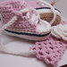Set scarpine sportive + fascia per capelli con fiore  bianco rosa, idea regalo.