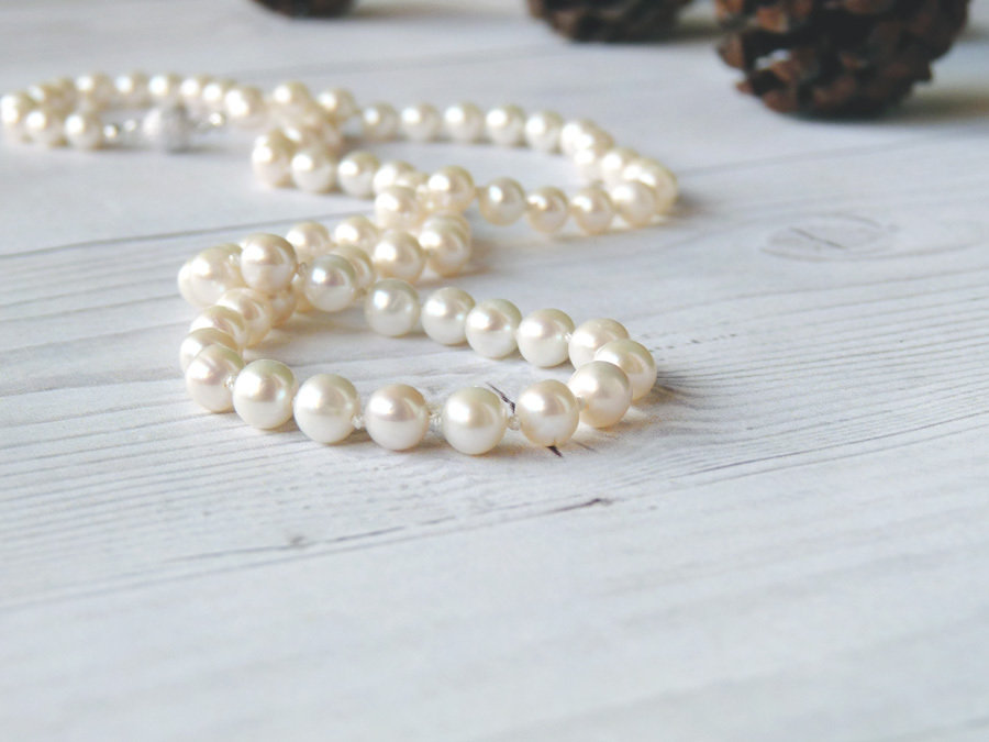 Collana in pietra naturale e perle in vetro fatta a mano - Gioielli Collana in pietra naturale e perle in vetro fatta a mano - Gioielli