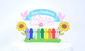 Cake topper giardino arcobaleno buon compleanno // cake topper personalizzato fiori e staccionata multicolor // Rainbow primavera nome personalizzato 