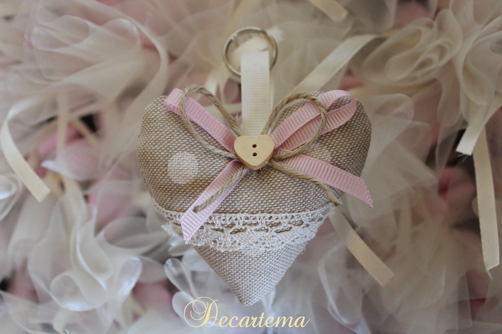 Bomboniera portachiavi Shabby Chic cuore imbottito - Feste - Bombon