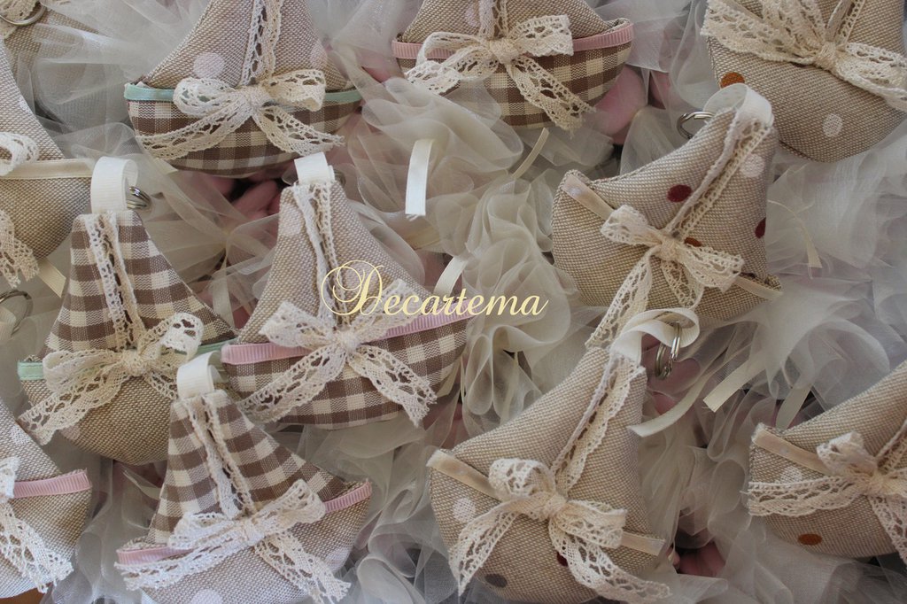 Bomboniera portachiavi Shabby Chic barchetta imbottita - Feste - Bo