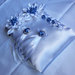 Cuscino portafedi con fiori kanzashi  colore bianco e blu