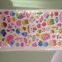 un foglio di sticker in gomma con dolcetti